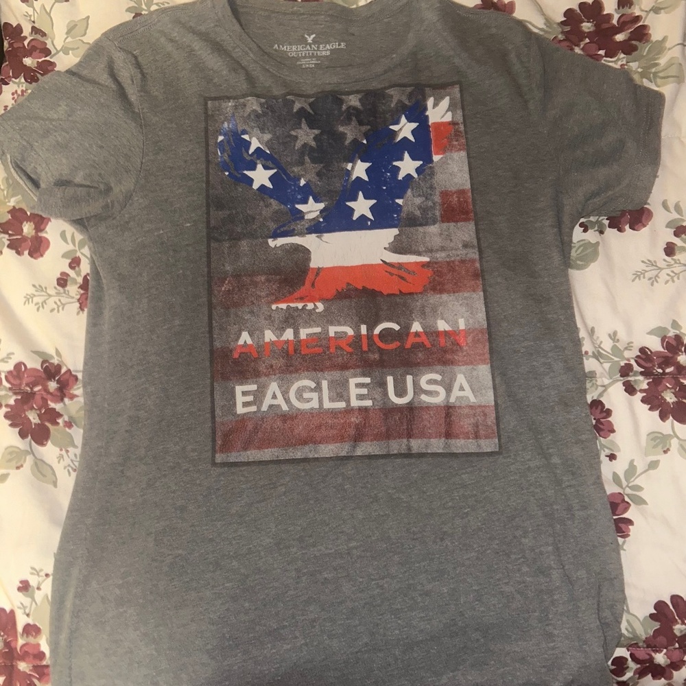 Mens American Eagle Tshirt
